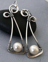 Load image into Gallery viewer, Pearly